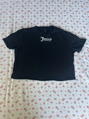 JUICY COUTURE Black Tee with White Gothic Logo